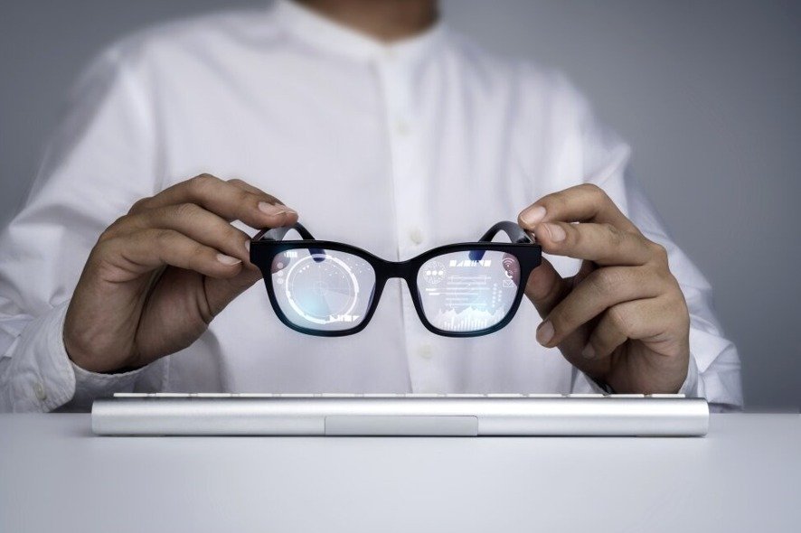 Smart Glasses Technology